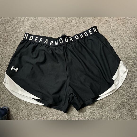 Underarmour Women's UA Play Up 3.0 Shorts Black / White NWT Size X-Large - Picture 5 of 10